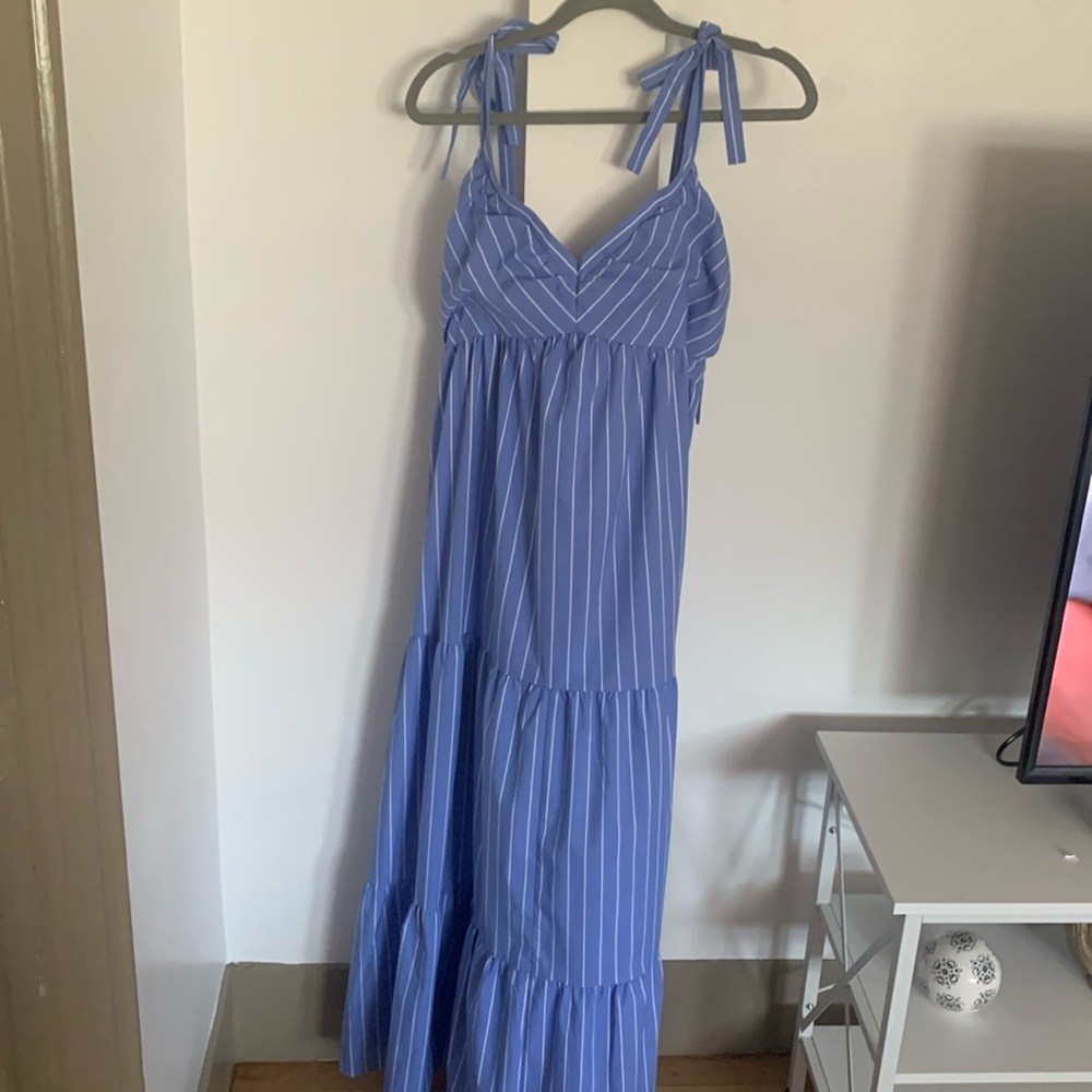 Express maxi dress - blue and white striped size XL
